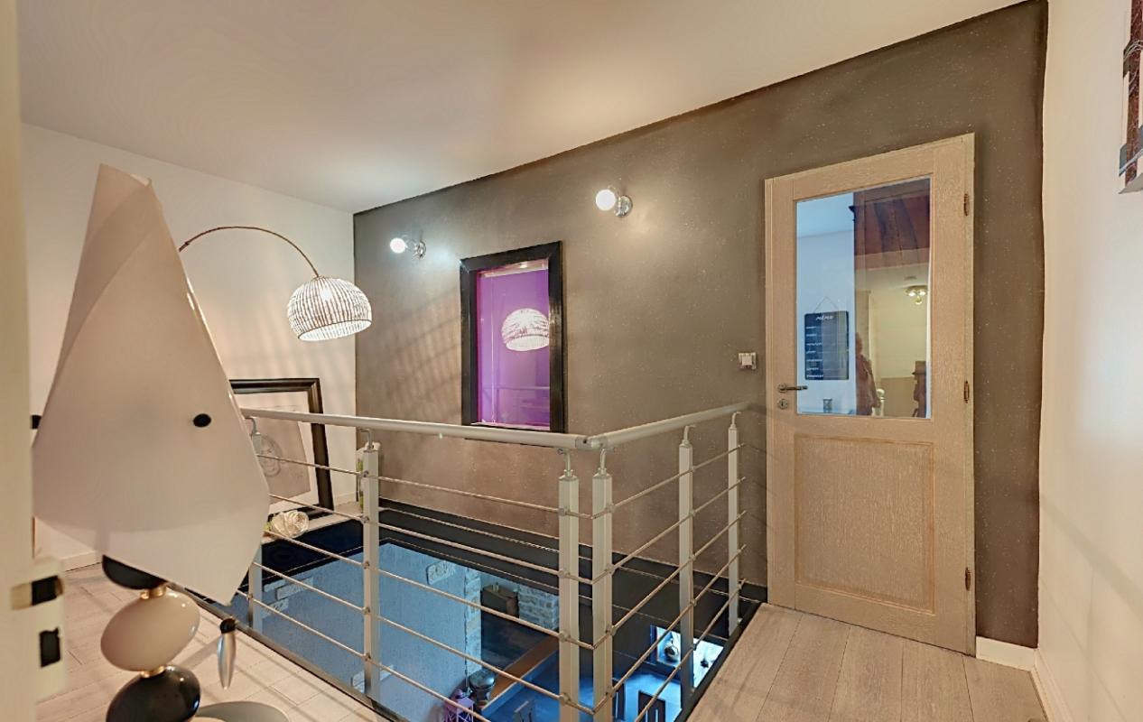 LEGNA Propriété jurassienne, 245m2 de surface habitable et 4 Ha de terrain attenant 7