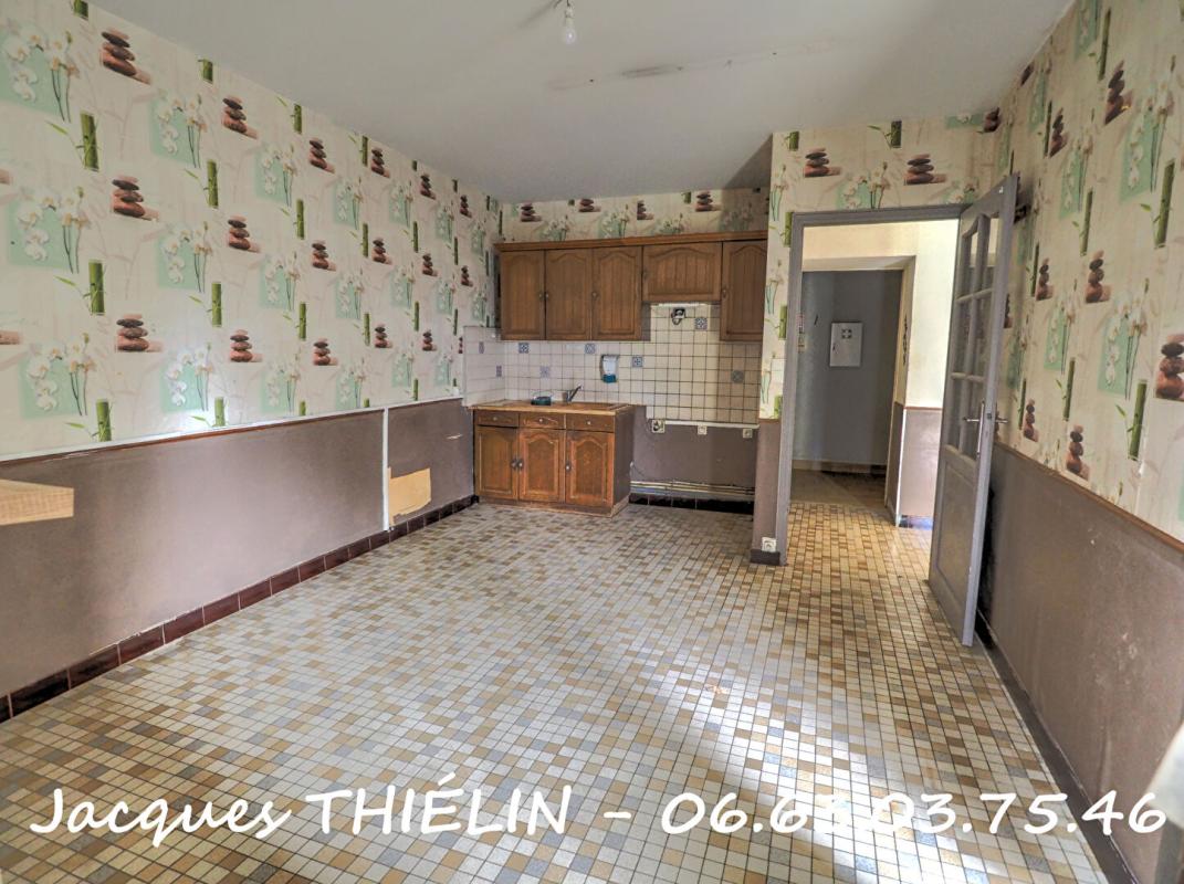 LONGUE-JUMELLES Immeuble entier Longue Jumelles 11