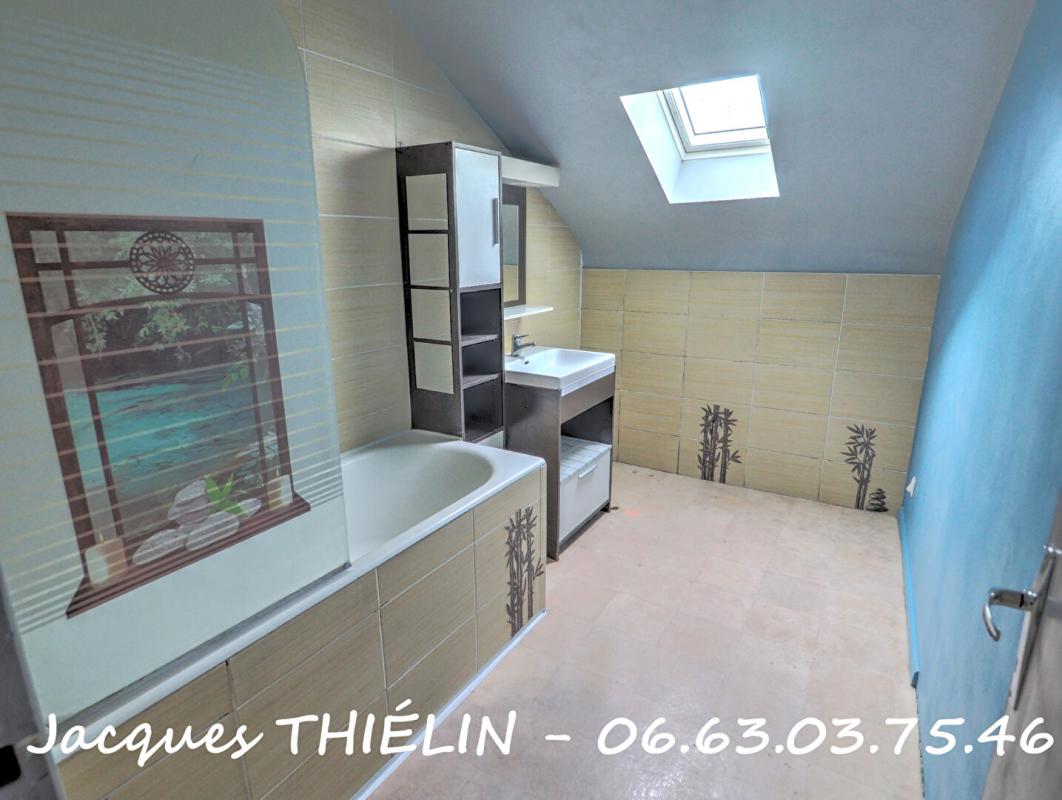 LONGUE-JUMELLES Immeuble entier Longue Jumelles 13