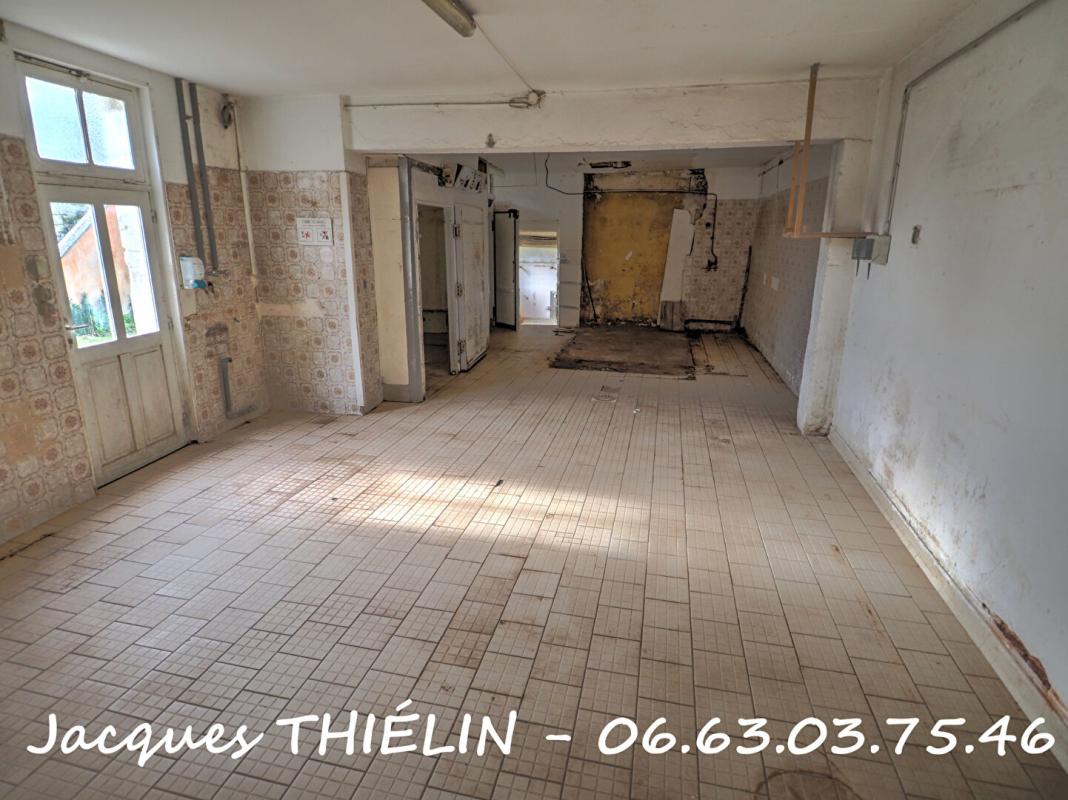 LONGUE-JUMELLES Immeuble entier Longue Jumelles 3