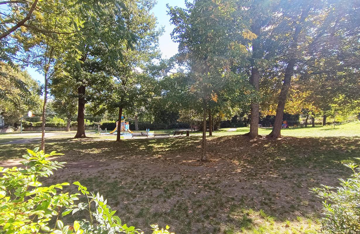 ROSNY-SOUS-BOIS Appartement 4 pièces 80 m2 (Rosny Sous Bois 93110) 11