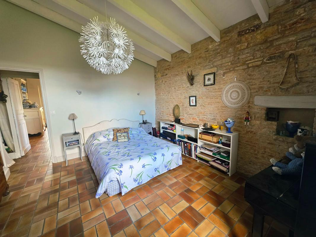 CRAYSSAC Maison Crayssac 5 pièce(s) 170 m2 15