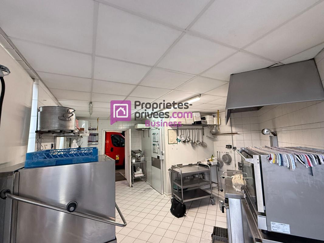 CHINON Secteur CHINON -  Boucherie et Tournées / Marchés 4