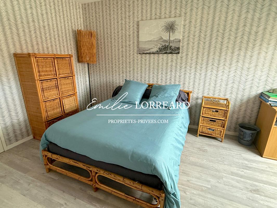 CHAMPAGNE Maison Champagné 6 pièce(s) 116 m2 6