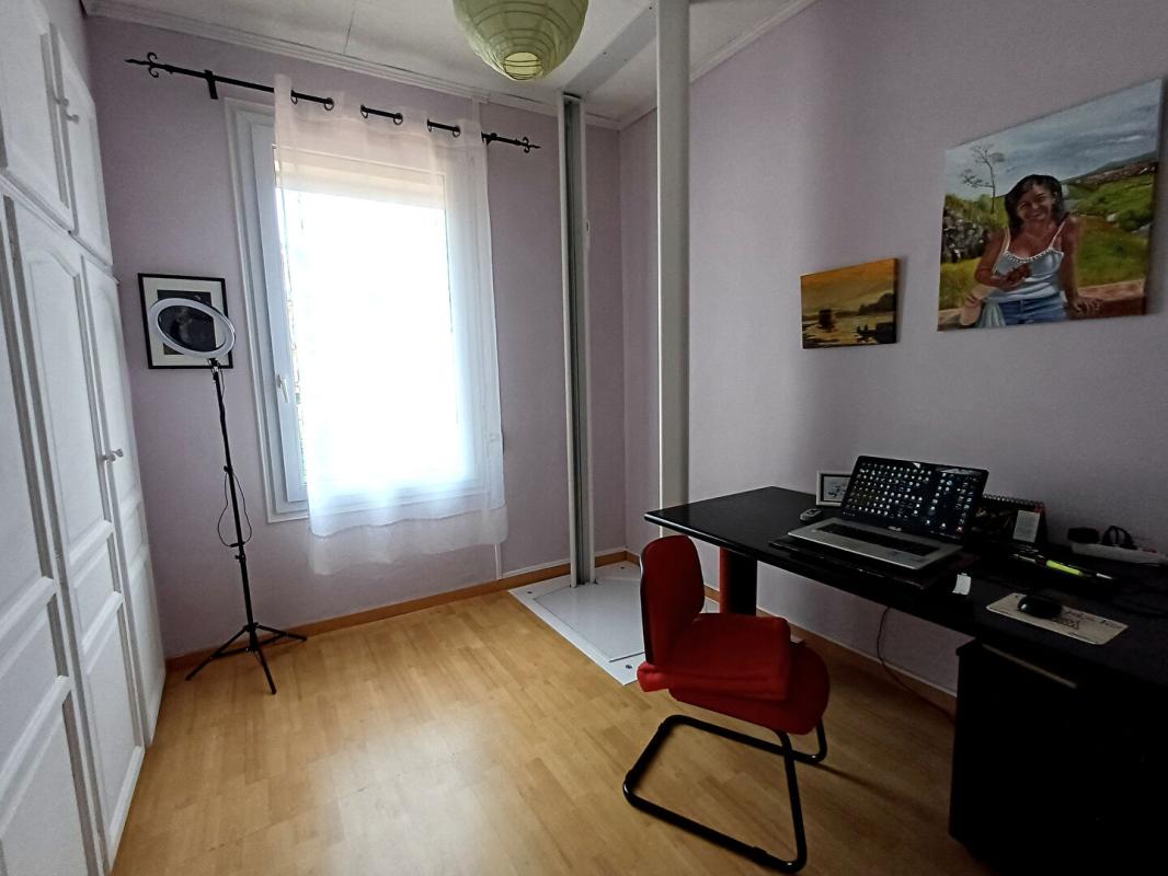 PERPIGNAN Quartier des fleurs, maison de ville typée fin années 40 avec studio, garage et jardin 11