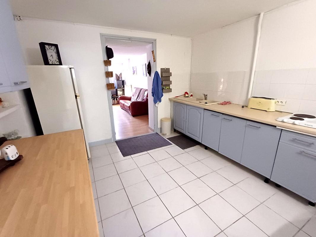 PERPIGNAN Quartier des fleurs, maison de ville typée fin années 40 avec studio, garage et jardin 18