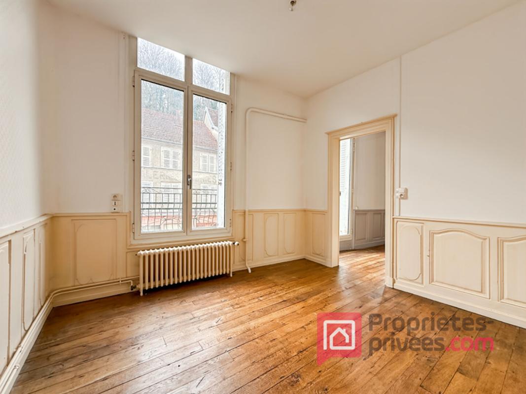 BAR-SUR-SEINE Immeuble 6