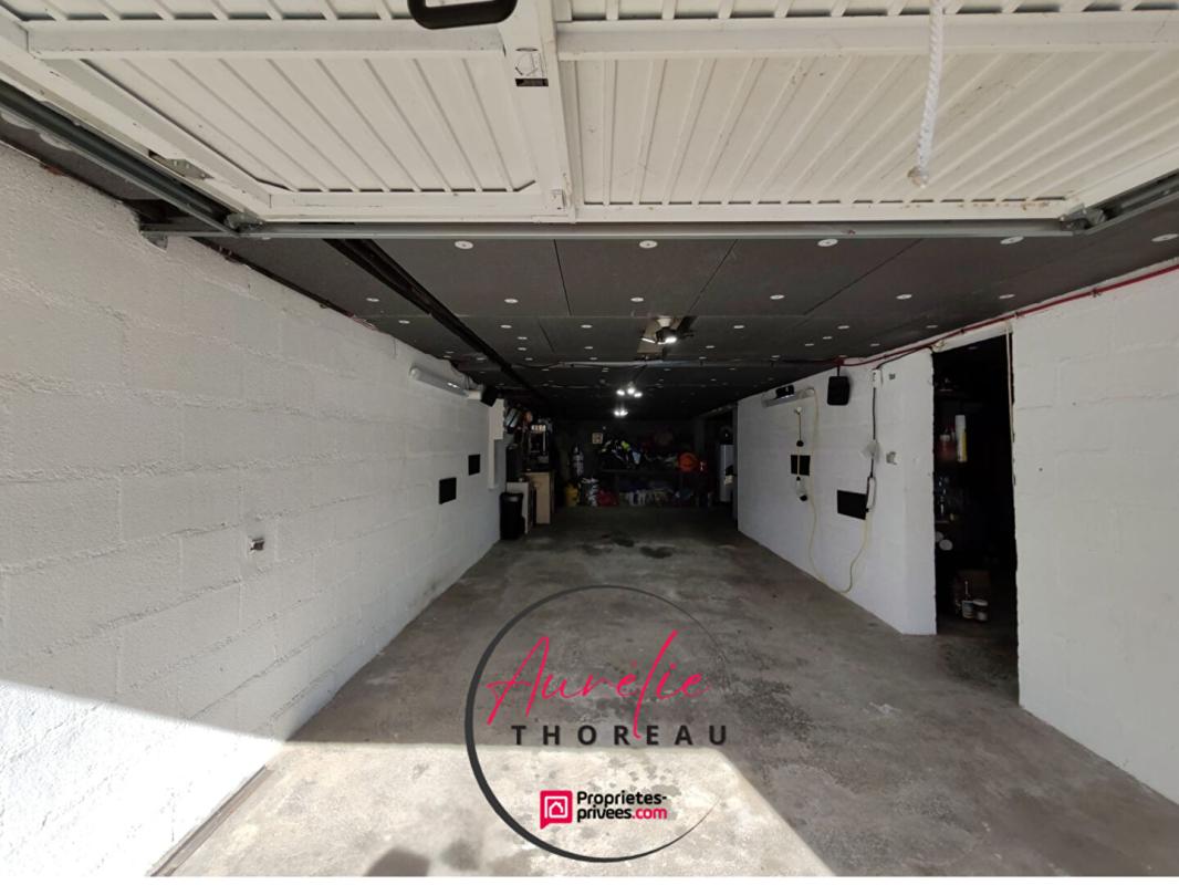 ASCHERES-LE-MARCHE Maison sur sous sol, terrain clos, 4 chambres 16