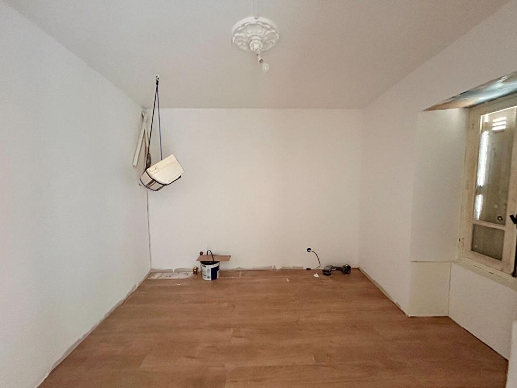 PERIGUEUX A vendre, appartement T2 bis, en rez-de-chaussée avec jardin privatif quartier du TOULON à PERIGUEUX 24000 7