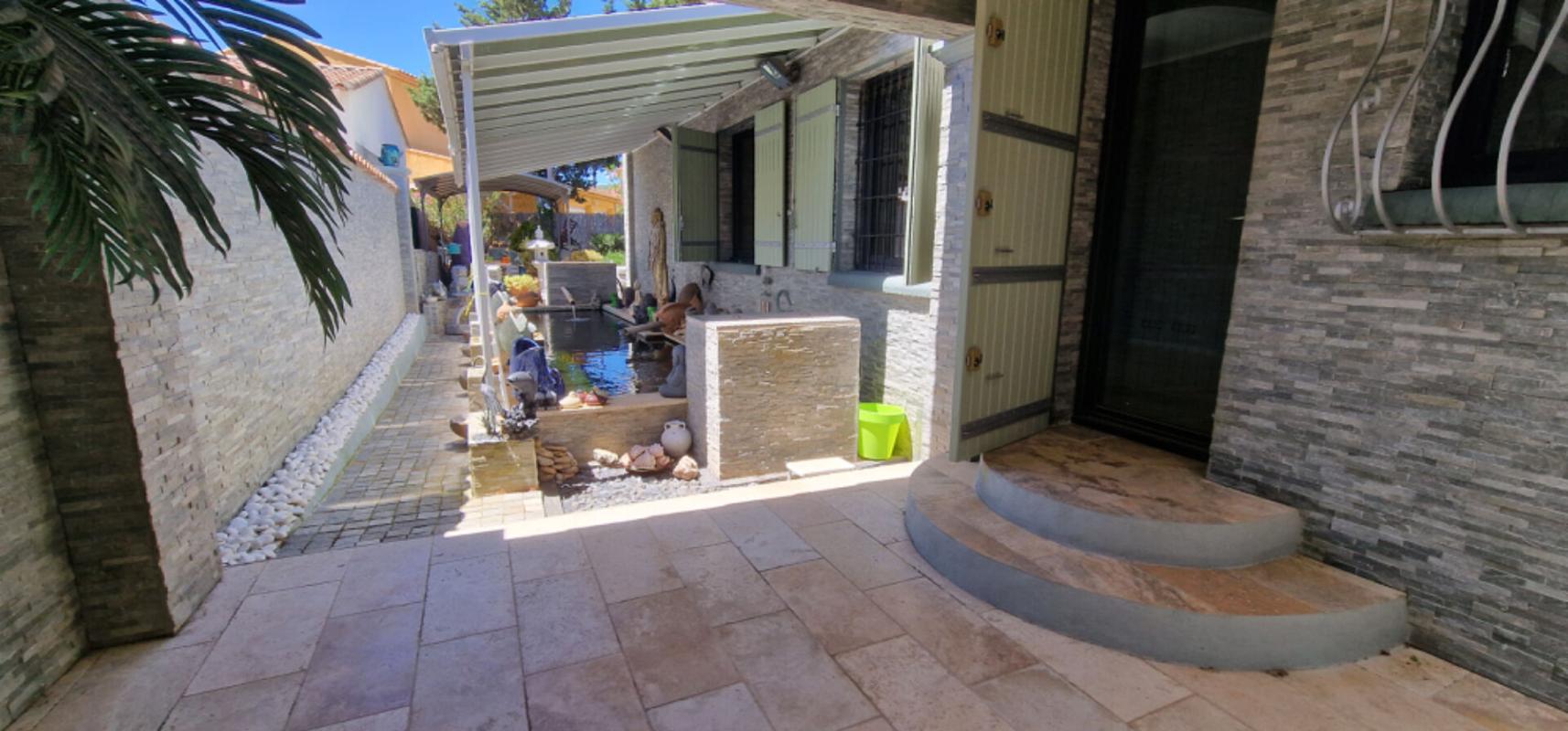 BRUE-AURIAC Maison  individuelle de 96 m2 et dépendance de 16 m2 11