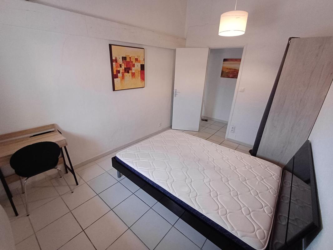 NARBONNE Immeuble de rapport Narbonne 11 pièce(s) 268 m2 15