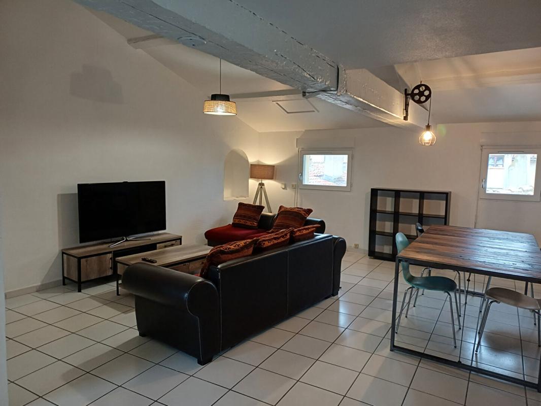 NARBONNE Immeuble de rapport Narbonne 11 pièce(s) 268 m2 16