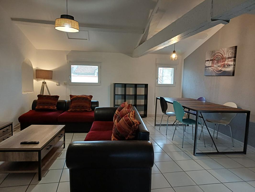 NARBONNE Immeuble de rapport Narbonne 11 pièce(s) 268 m2 17