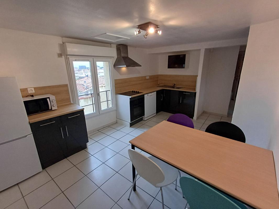 NARBONNE Immeuble de rapport Narbonne 11 pièce(s) 268 m2 18