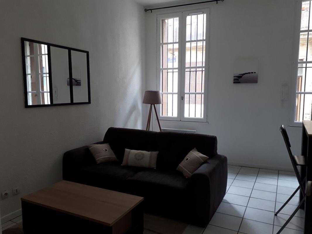 NARBONNE Immeuble de rapport Narbonne 11 pièce(s) 268 m2 2