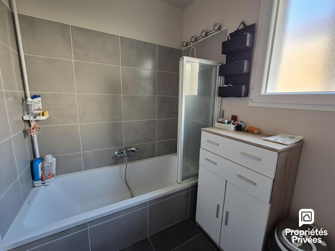 COLLONGES Maison individuelle 127m2 - 4 chambres 6