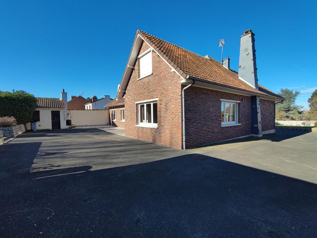 ALLOUAGNE Maison Allouagne 10 pièce(s) 282 m2 10