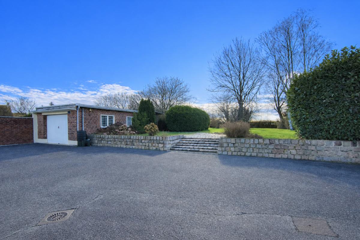 ALLOUAGNE Maison Allouagne 10 pièce(s) 282 m2 12