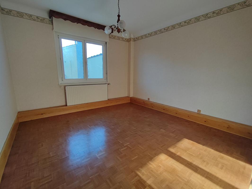 ALLOUAGNE Maison Allouagne 10 pièce(s) 282 m2 15