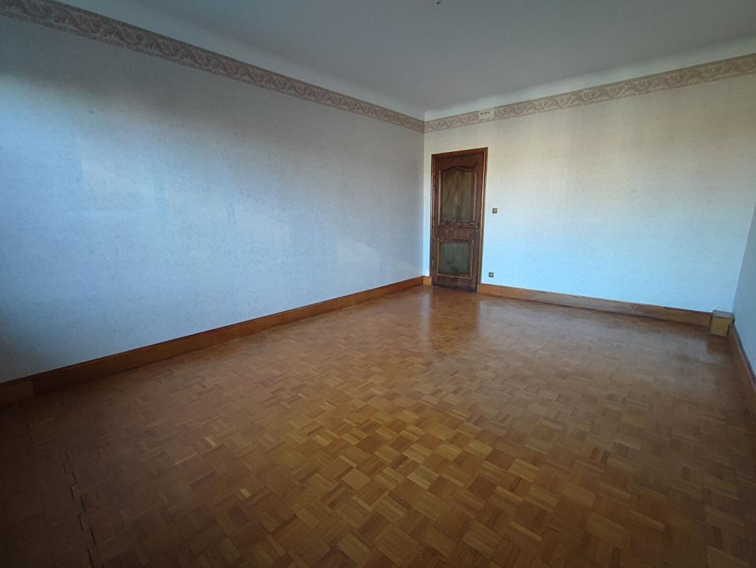 ALLOUAGNE Maison Allouagne 10 pièce(s) 282 m2 16