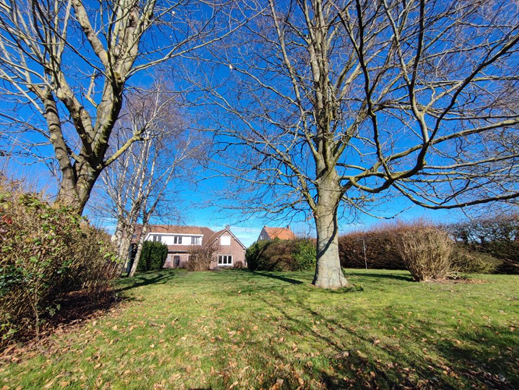 ALLOUAGNE Maison Allouagne 10 pièce(s) 282 m2 8