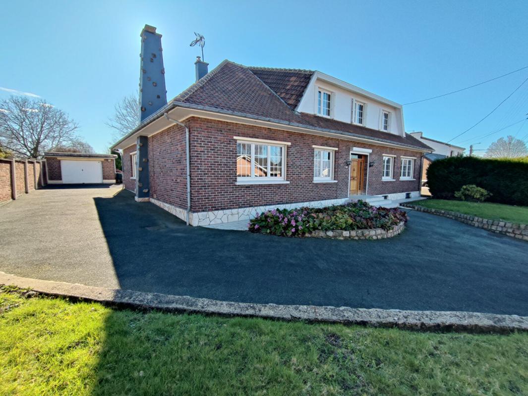 ALLOUAGNE Maison Allouagne 10 pièce(s) 282 m2 9