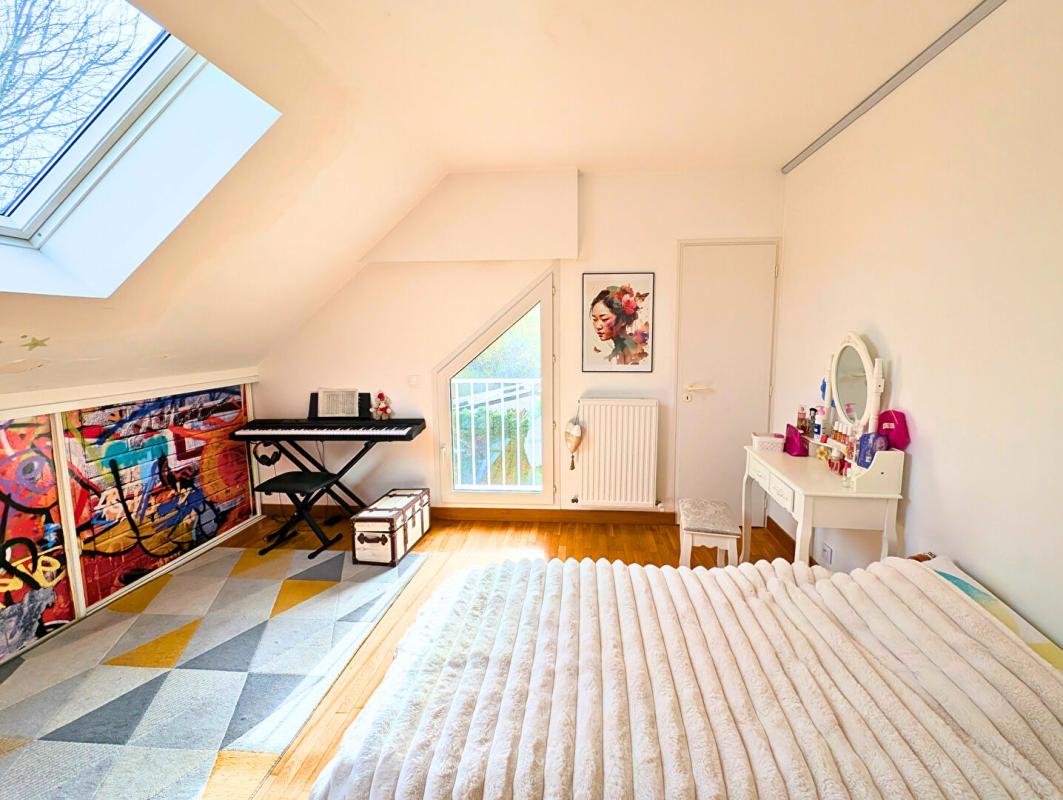 THOUARE-SUR-LOIRE Maison 8 pièce(s) 160 m2 10