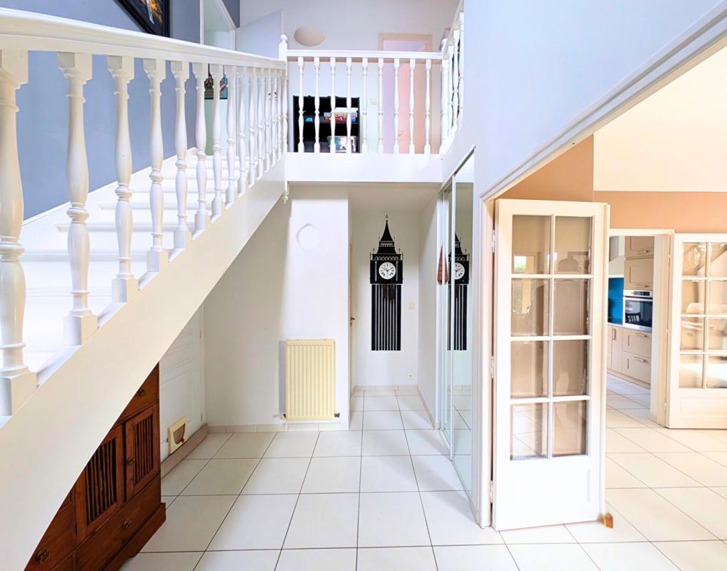 THOUARE-SUR-LOIRE Maison 8 pièce(s) 160 m2 3