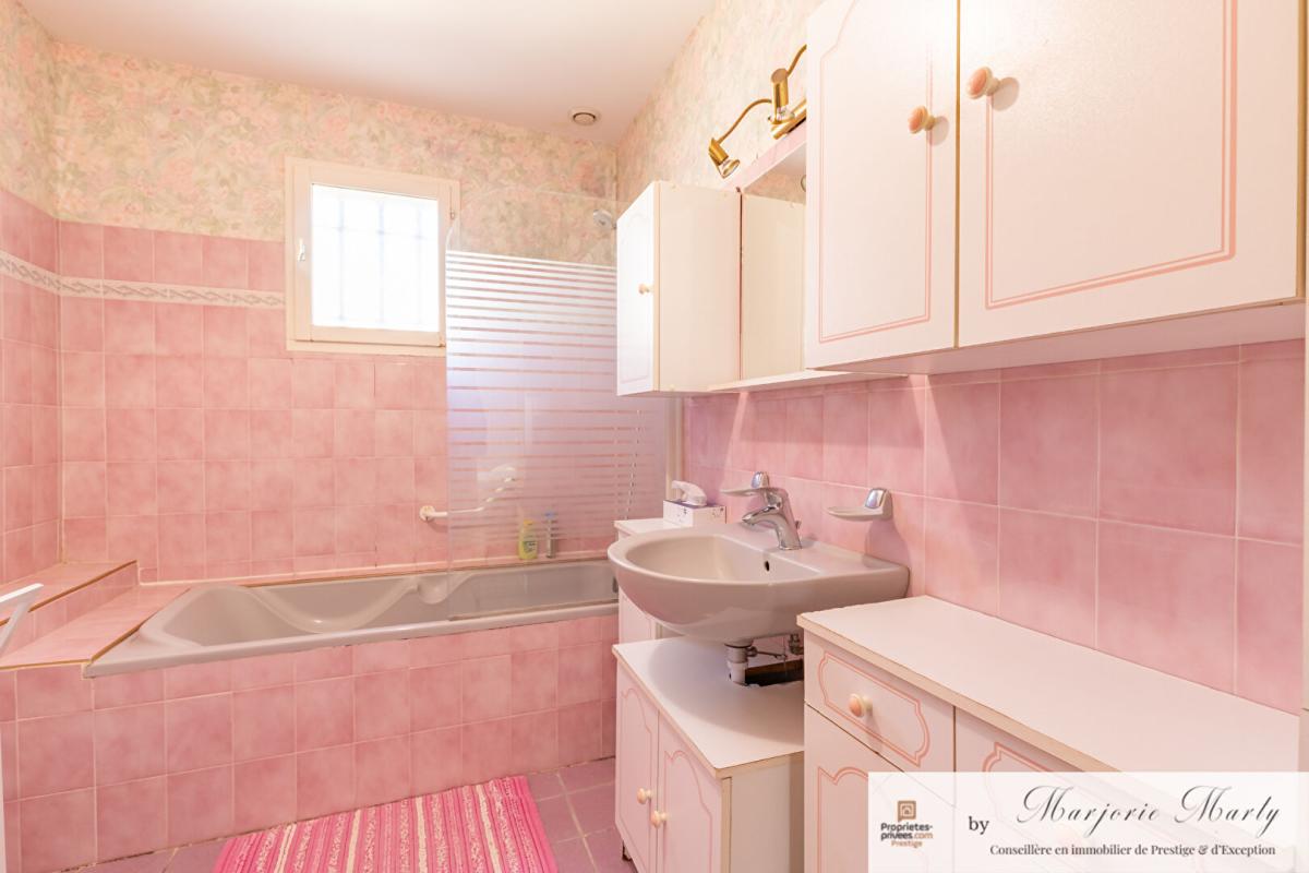 MONTBRUN-DES-CORBIERES Vente Villa Montbrun Des Corbieres (11700) - 5 pièces - 106 m2 - 299 000  HAI 10