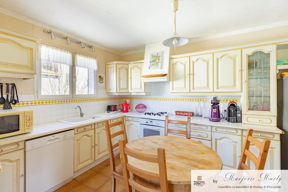 MONTBRUN-DES-CORBIERES Vente Villa Montbrun Des Corbieres (11700) - 5 pièces - 106 m2 - 299 000  HAI 5