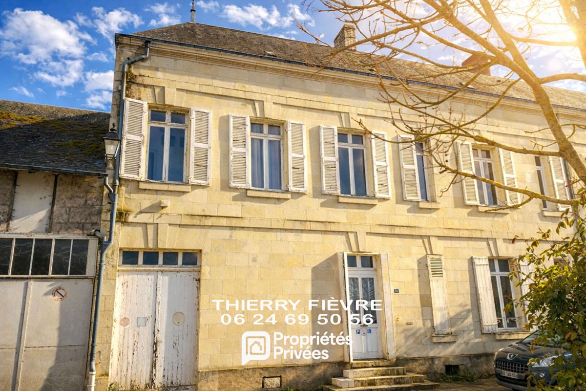 MONTSOREAU Montsoreau 49730 - IMMEUBLE À FORT POTENTIEL - EMPLACEMENT EXCEPTIONNEL 1