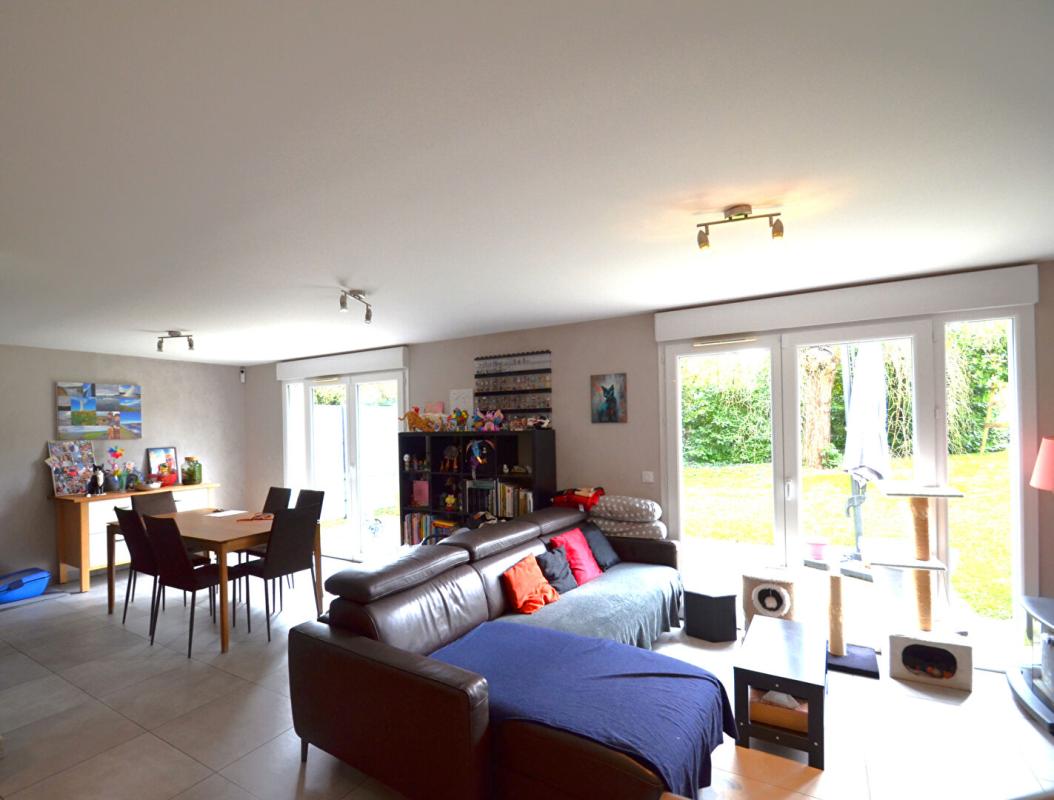 LIMAS Maison récente Limas - PMR - 4 Chambres - 3 salle d'eau - 135 m2 sur 577m2 terrain 2