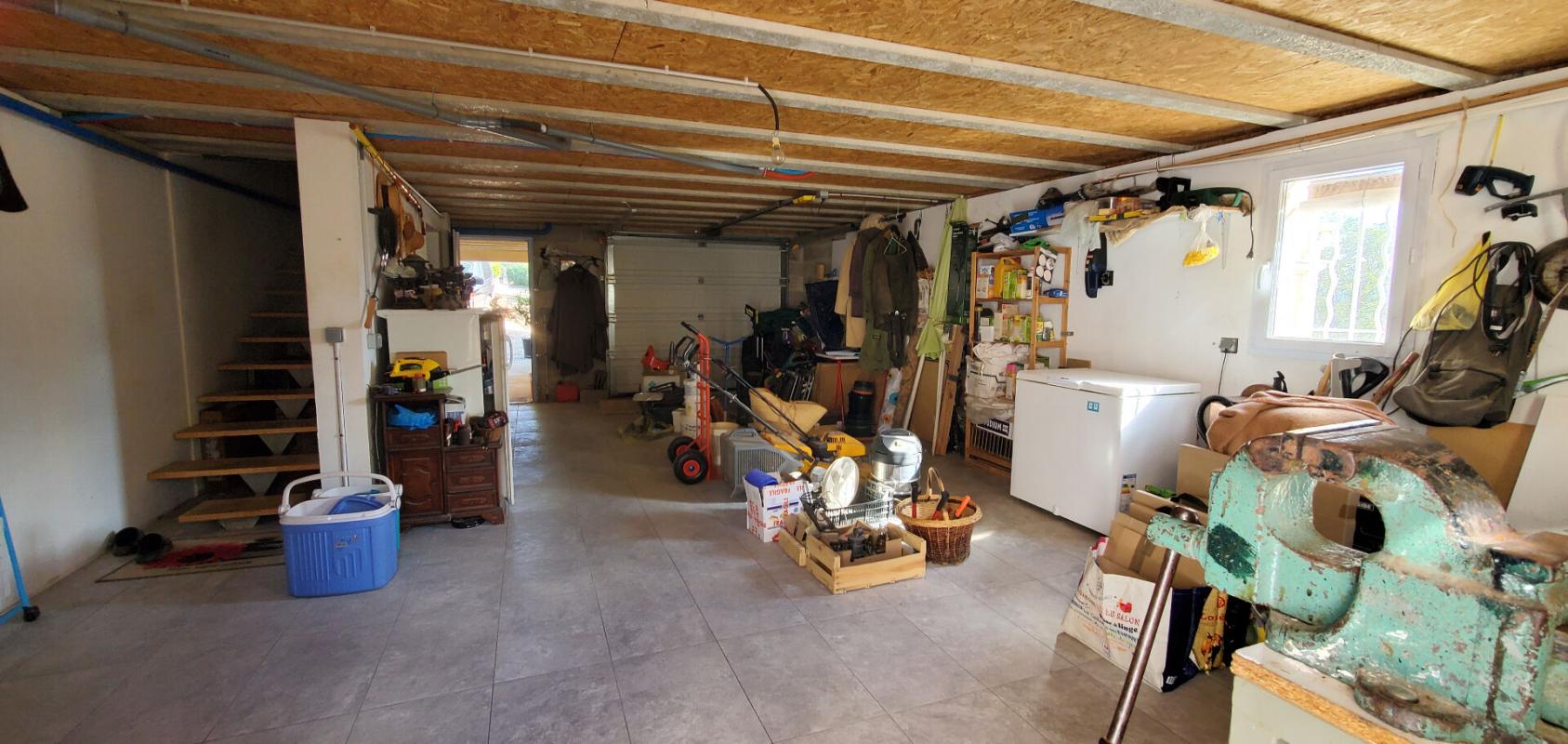 SAINT-AMBROIX MAISON D'EXCEPTION AVEC VUE PANORAMIQUE, PISCINE, TERRAIN ARBORÉ ET PRESTATIONS DE GAMME QUALITÉ6 pièce(s) 124.24 m2 17