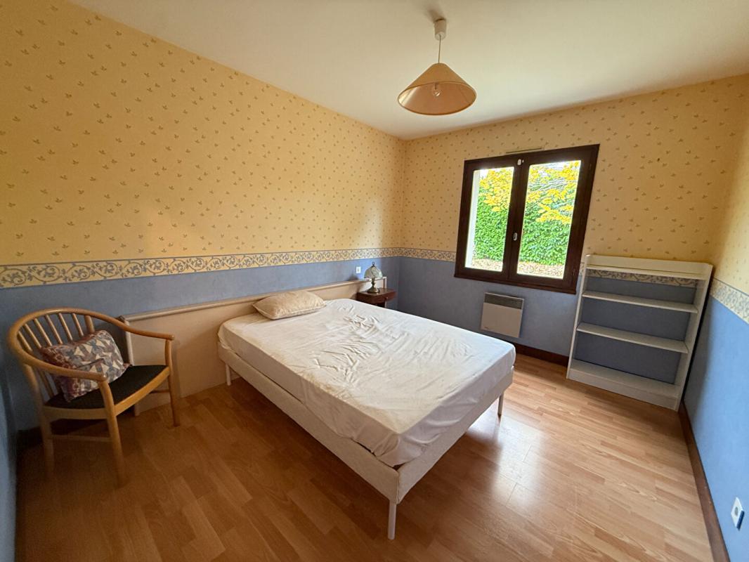 VOEUIL-ET-GIGET Maison avec piscine Voeuil Et Giget 5 pièce(s) 135 m2 5