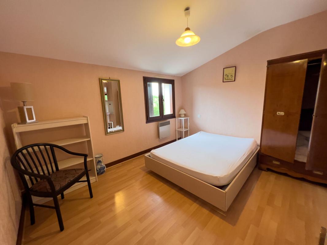 VOEUIL-ET-GIGET Maison avec piscine Voeuil Et Giget 5 pièce(s) 135 m2 6