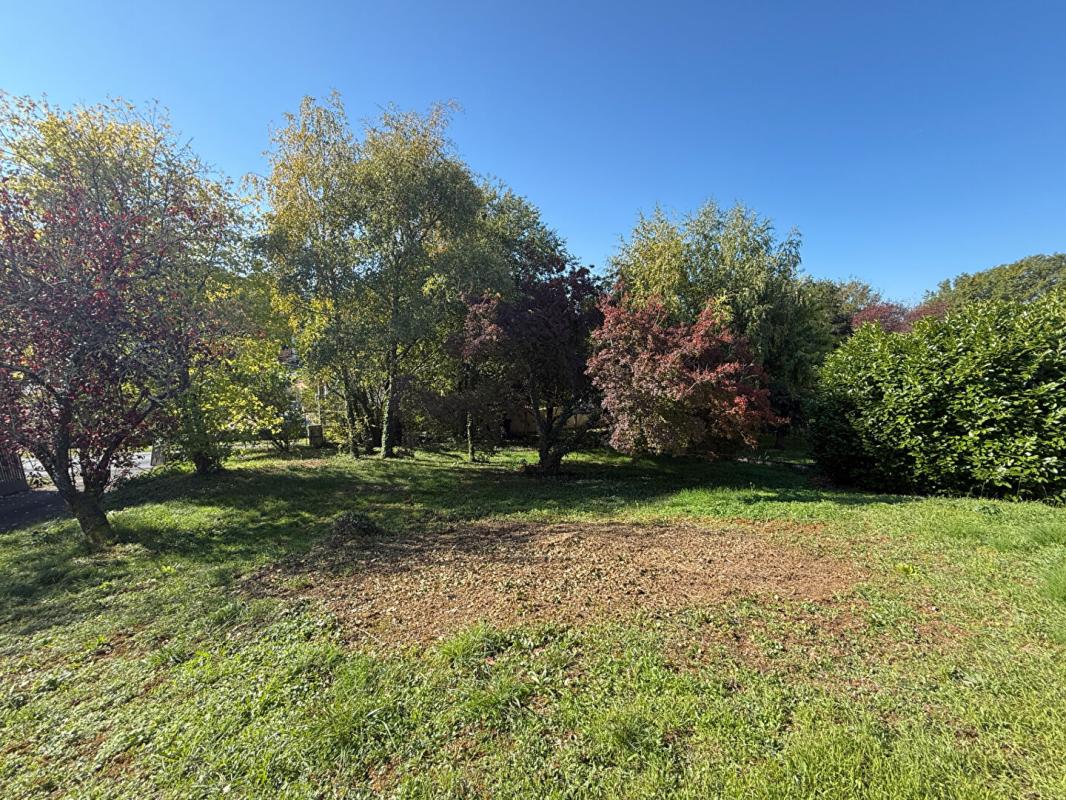 VOEUIL-ET-GIGET Maison avec piscine Voeuil Et Giget 5 pièce(s) 135 m2 9