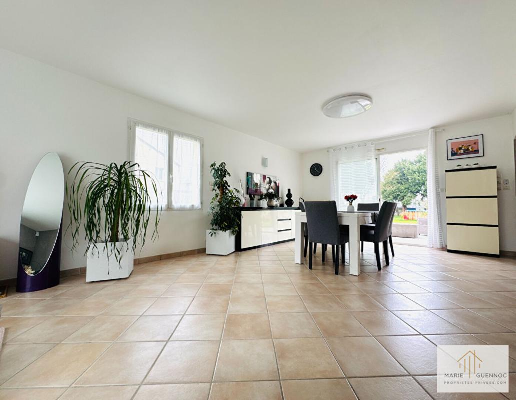 BASSE-GOULAINE Maison familiale 7 pièces avec double garage située à Basse-Goulaine 4