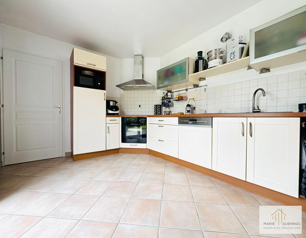 BASSE-GOULAINE Maison familiale 7 pièces avec double garage située à Basse-Goulaine 6