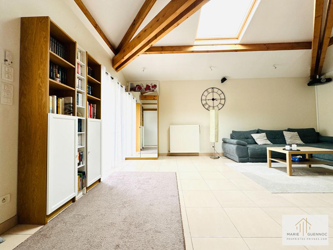 BASSE-GOULAINE Maison familiale 7 pièces avec double garage située à Basse-Goulaine 9