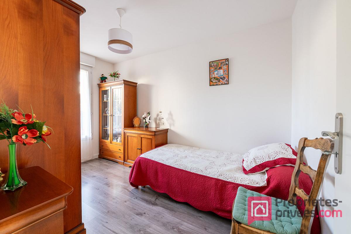 BRIE-COMTE-ROBERT Appartement 3 pièces- 58m²- Terrasse- Parking- Ascenseur 8