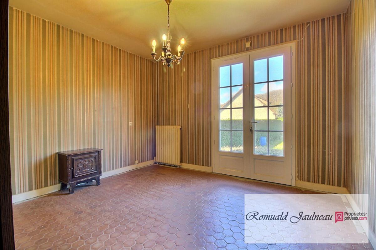 MARBOUE Maison sur sous sol Marboue 134 m2 8