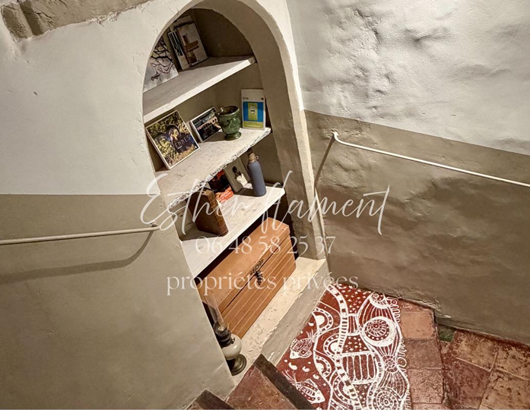 ANDUZE IMMEUBLE  de charme AVEC RAPPORT LOCATIF 16