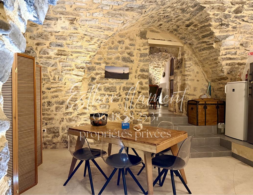 ANDUZE IMMEUBLE  de charme AVEC RAPPORT LOCATIF 3