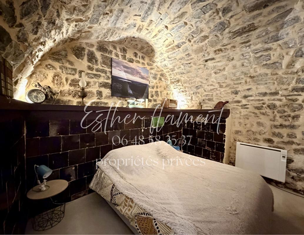 ANDUZE IMMEUBLE  de charme AVEC RAPPORT LOCATIF 4