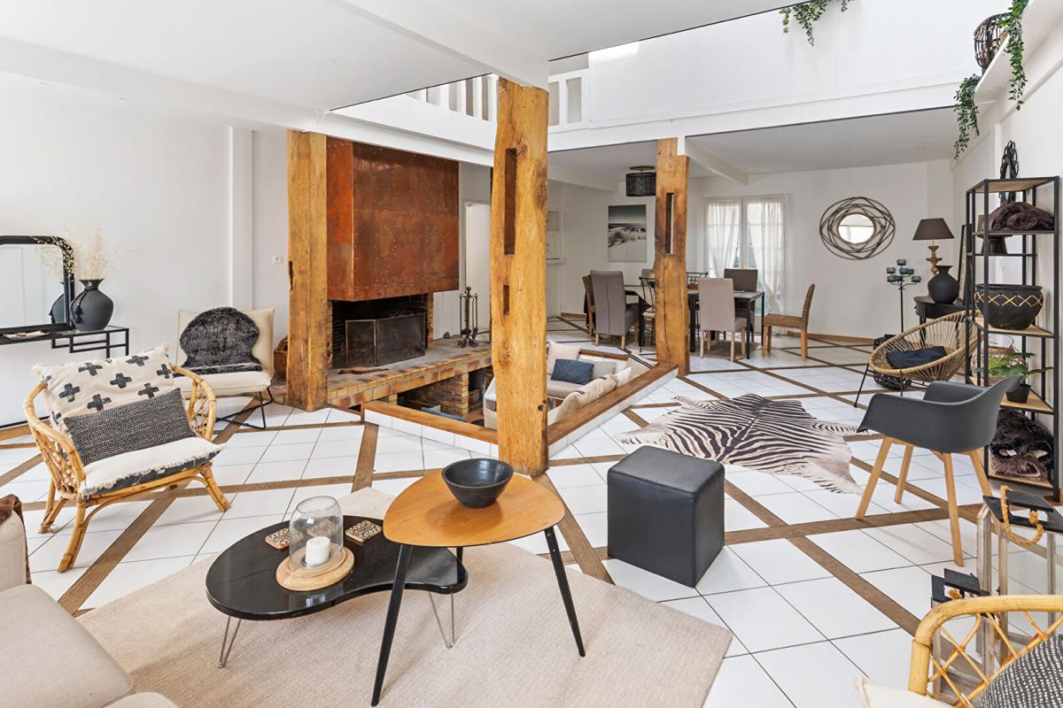 BASSE-GOULAINE Maison Basse Goulaine 7 pièce(s) 198 m2 12