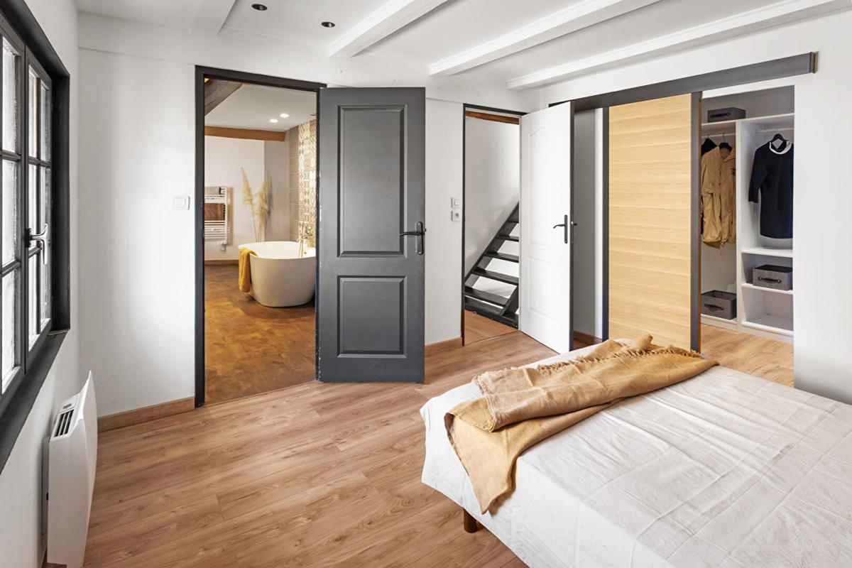 BASSE-GOULAINE Maison Basse Goulaine 7 pièce(s) 198 m2 4