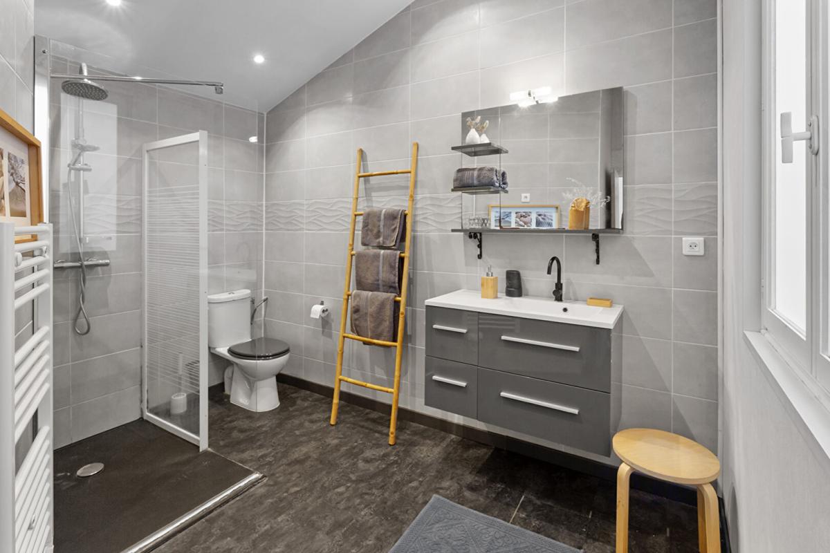 BASSE-GOULAINE Maison Basse Goulaine 7 pièce(s) 198 m2 7