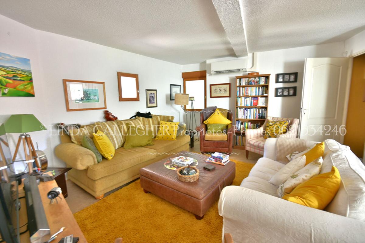 PRADES Maison Prades 150 m2, 3 chambres, terrasse, garage 16