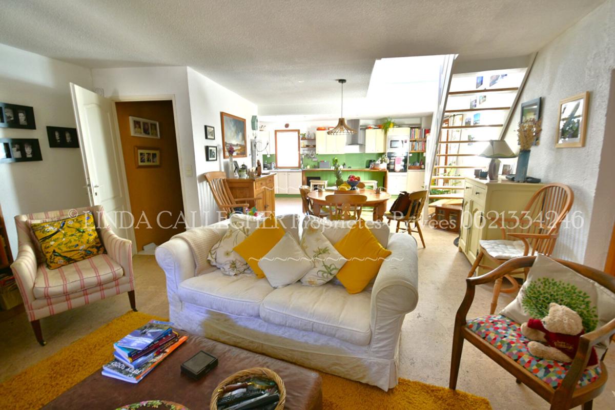 PRADES Maison Prades 150 m2, 3 chambres, terrasse, garage 17
