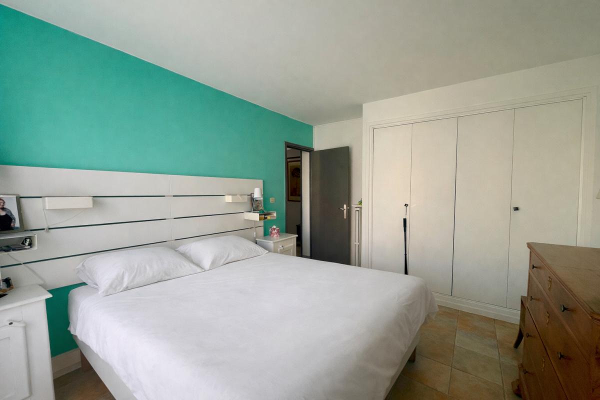 HYERES Appartement traversant T4  de 95m2, garage double et cave - Centre-ville - Hyères 5